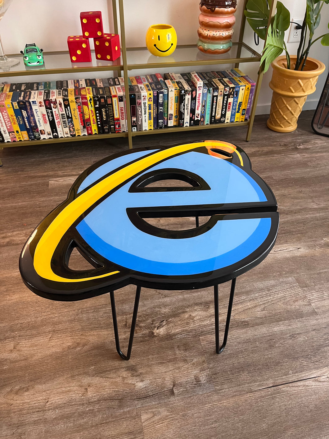 Software Side Table
